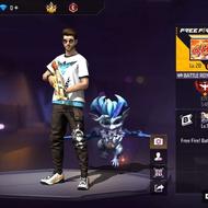 بازی فری فایر خیلی خوب به خاطر کم پولی بخوام بفروشم