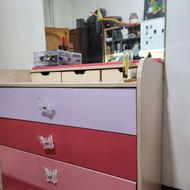 میز لوازم ارایشی