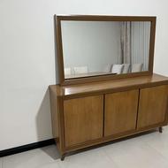 کنسول و آینه