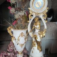 ست ساعت و گلدان و تختو میز