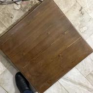 تعداد 9 عدد روی میز چوبی دست ساز کاملا نو