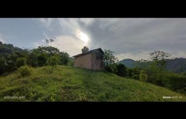 1635 متر زمین به همراه یک واحد مسکونی دارای امتیازات