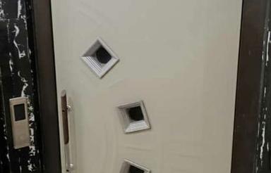 فروش آپارتمان اصلی خیابان ادهم86متر