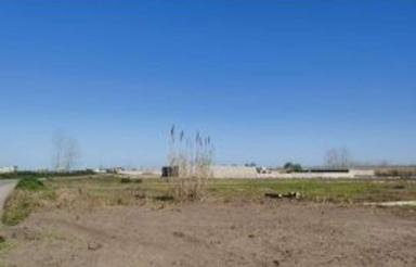 زمین گردشگری 1750 متری