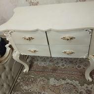 تخت سفید صدفی با تمام تجهیزات وکامل