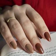 کاشت و لمینت ناخن