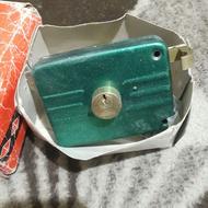 قفل درب حیاط خارجی