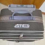 چمدان مسافرتی برزنتی