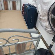 تخت یک نفره وتشک جنس قوی وسالم