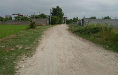 زمین 100 متر و 200 متر چسبیده به بافت