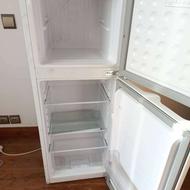 یخچال هتلی بالا فریزر پایین یخچال