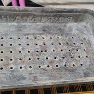 منقل کباب سنگین فن دارد.در حد نو