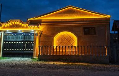 ویلا استخر دار نو ساز شیک در جای دنج