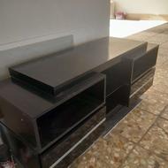 میز تلویزیون بسیار تمیز با چوب ام دی اف