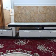 فروش یک عدد میز تلویزیون