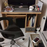 میز کامپیوتر با صندلی