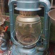 یک جفت فانوس نفتی