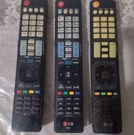 سه عدد کنترل تلویزیون