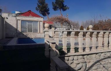 1100 متر باغچه ویلا فروشی