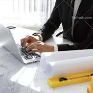 تایپیست و ادمین هستم