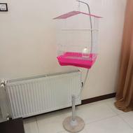 قفس و پایه پرنده طوطی