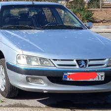 چراغ جلو و جلو پنجره پارس نقره ای