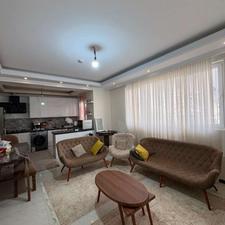 فردوس شرق 81متر 2خ فول امکانات سالن پرده خور کم واحد