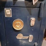 گاوصندوق کاوه قدیمی