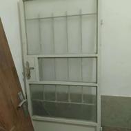 درهای اهنی وچوبی