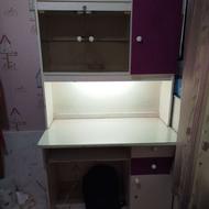 میز تحریر بهمراه کتابخانه