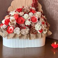 باکس گل و گیفت از جنس شمع