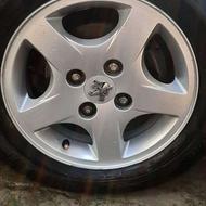 یک جفت فنر اسپرت خوب هم دارم واسه ارتفاع