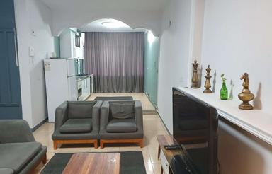 همخانه همخونه خانم موجه مبله کامل