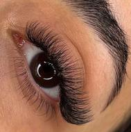 اکستنشن مژه وآموزش لیفت مژه وابرو باقیمت استثنایی