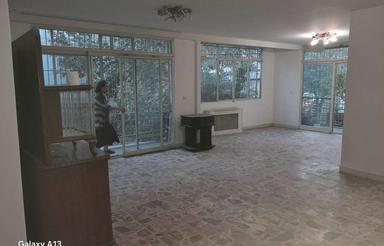 میرداماد اجاره آپارتمان 170 متری سه خواب طبقه اول