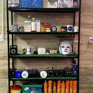 قفسه آرایشگری آهنی با چمن