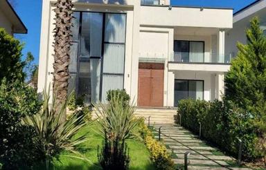 فروش ویلا 1200متری شهرکی سوپر لاکچری در قلب تپنده نوشهر