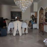 یک عدد لوستر کریستال سقفی زیبا با سه عدد دیواری آن