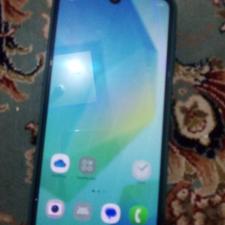 سامسونگA16 در حد بدون مشکل و ایراد سالم و رون اندروید 16مشکی