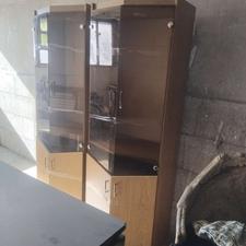 ویترین شیشه ای