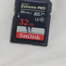 کارت حافظه SD مدل سن دیسک 32 گیگ