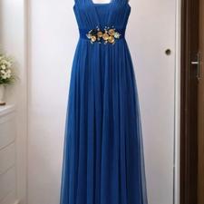 لباس مجلسی.