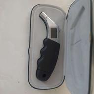 دستگاه نشان دهنده باد لاستیک