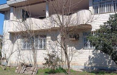 فروش ویلا با 400 متر بنا و 500 متر زمین مرکز شهر
