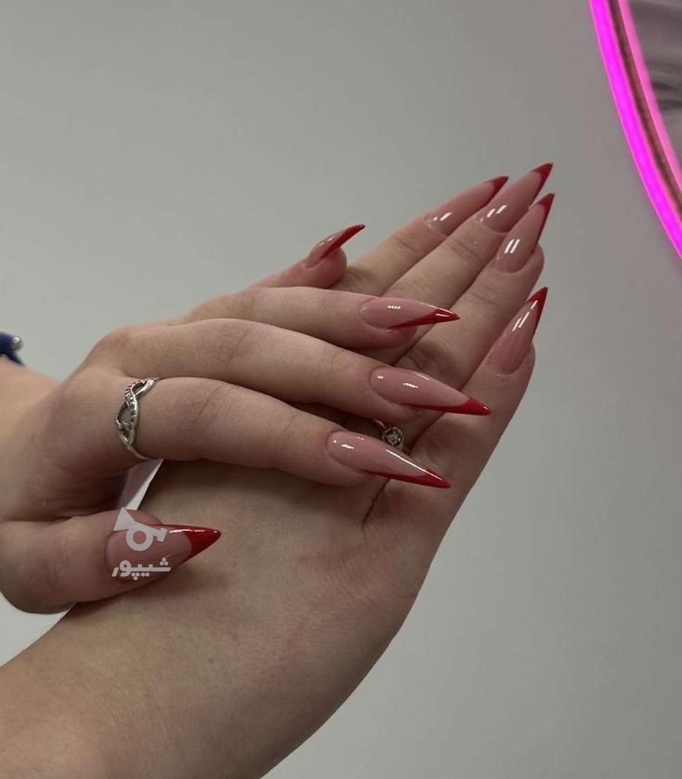 خدمات تخصصی ناخن