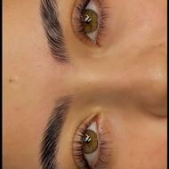 مدل برای اکستنشن مژه و لیفت ابرو