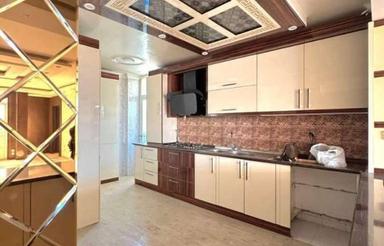 فروش آپارتمان 134 متر در علامه امینی