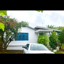 2017متر باغچه/150متر ویلا/سنددار/دهکده فروزان