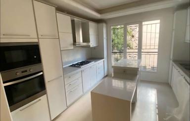 رهن آپارتمان 250 متر در ولنجک/روبه آفتاب /زیر سیزدهم