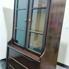 کتابخانه چوبی